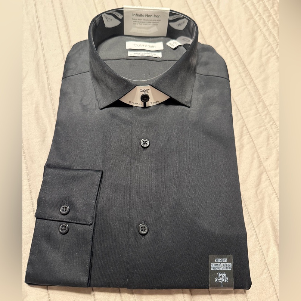 Men’s NWT Calvin Klein Dress Shirt